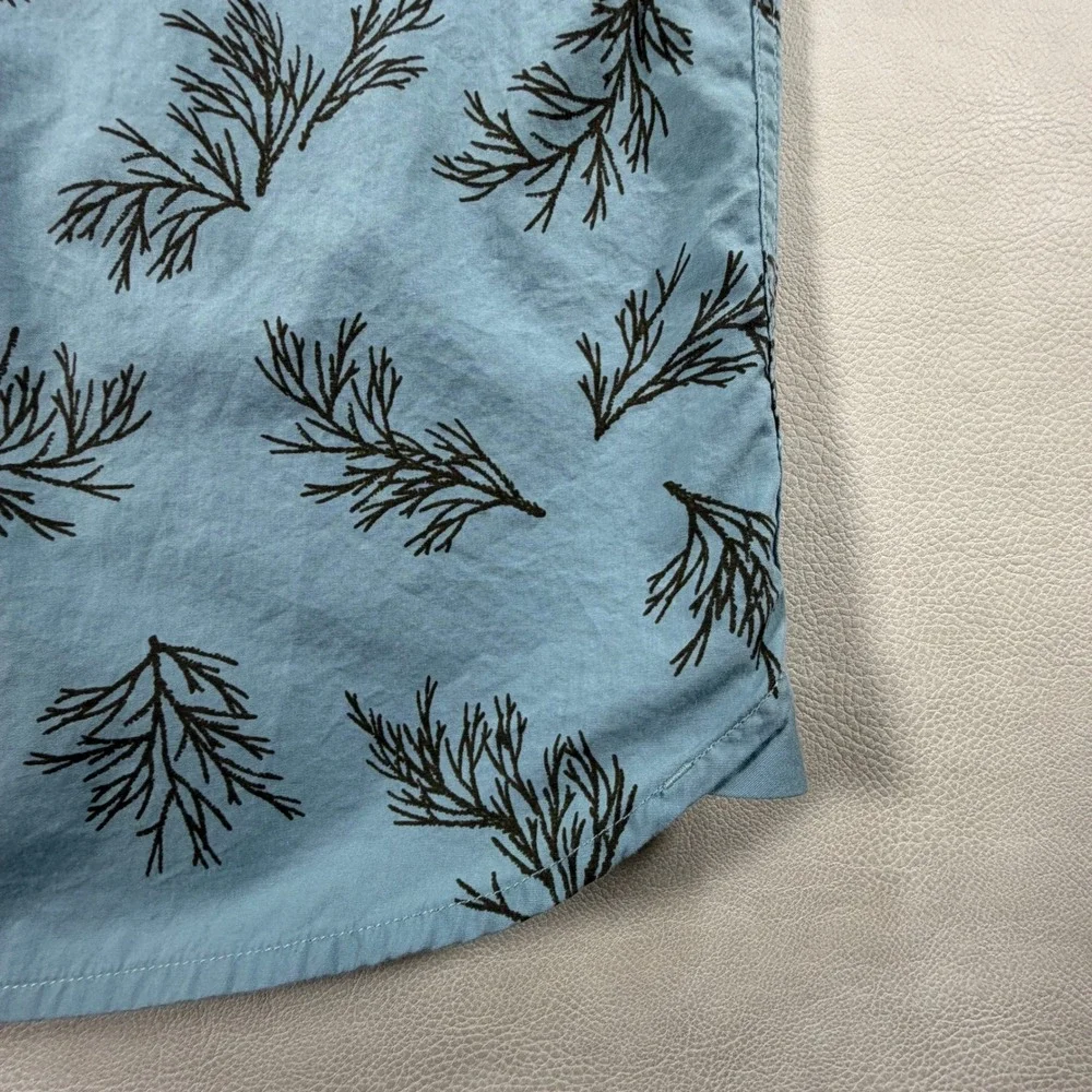 The North Face Mens Medium Blue Seaweed Print Cotton Short Sleeve Button Shirt